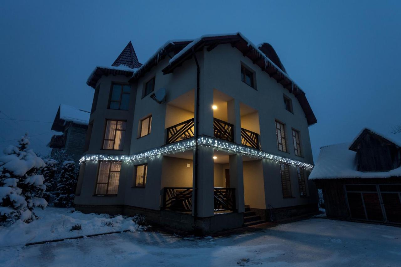 Панська Садиба Микуличин Экстерьер фото